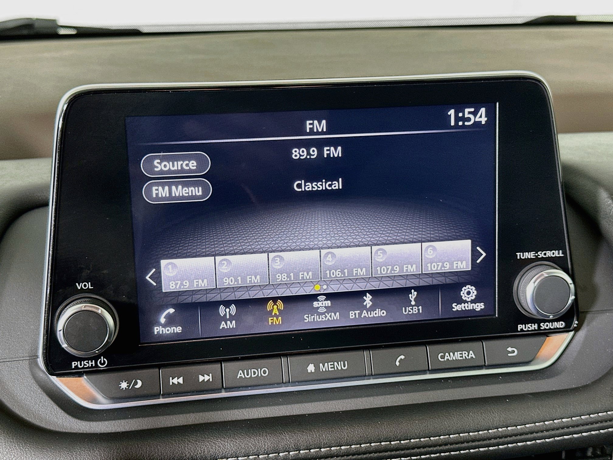 Used 2023 Nissan Rogue SV FWD image 21