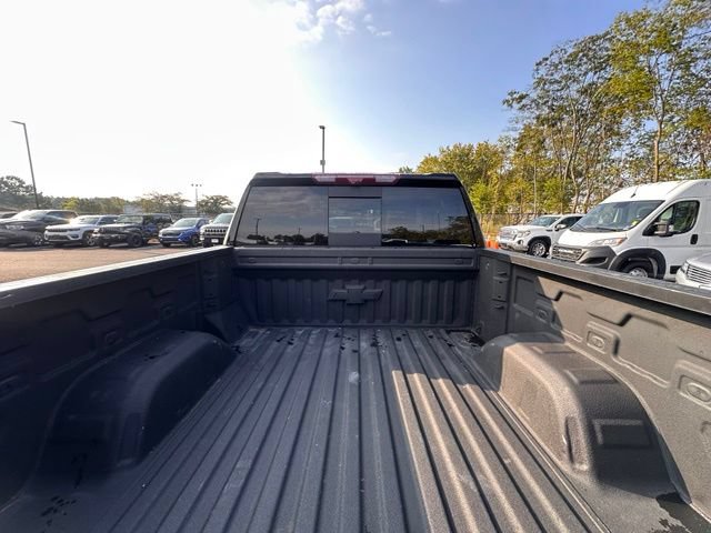 Used 2024 Chevrolet Silverado 1500 LTZ w/ LTZ Premium Package AWD/4WD image 16