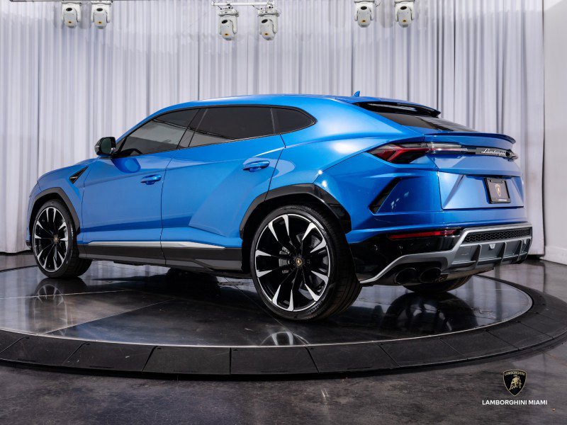 Used 2020 Lamborghini Urus image 9