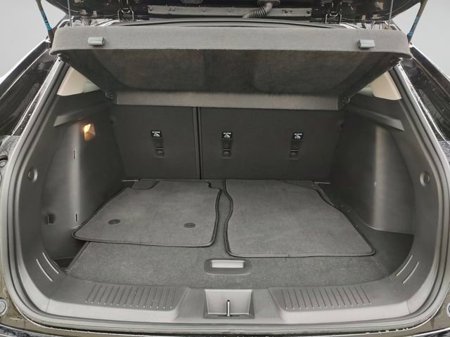 Used 2025 Chevrolet Trax ACTIV w/ Sunroof Package image 32