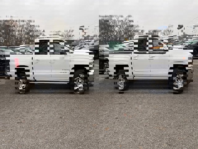 Used 2017 Chevrolet Silverado 1500 LT w/ All Star Edition image 9