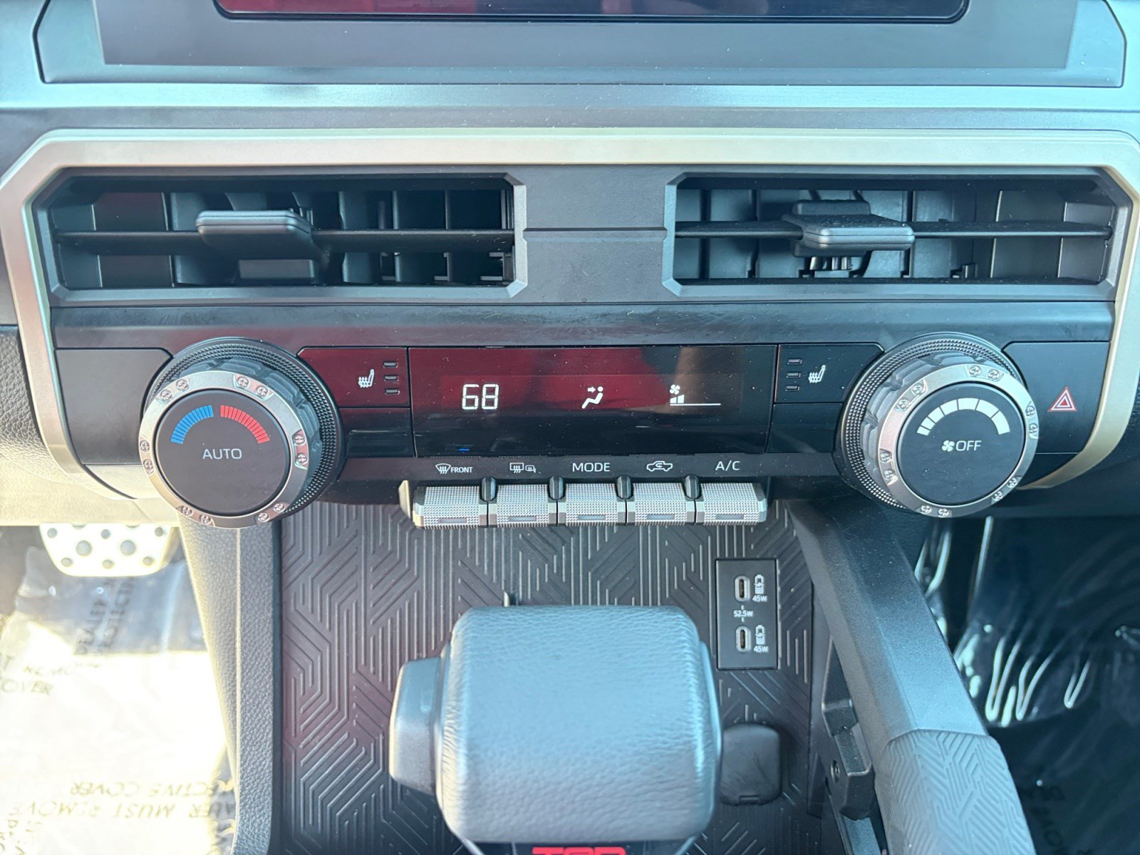 Certified 2025 Toyota Tacoma TRD Sport AWD/4WD image 22