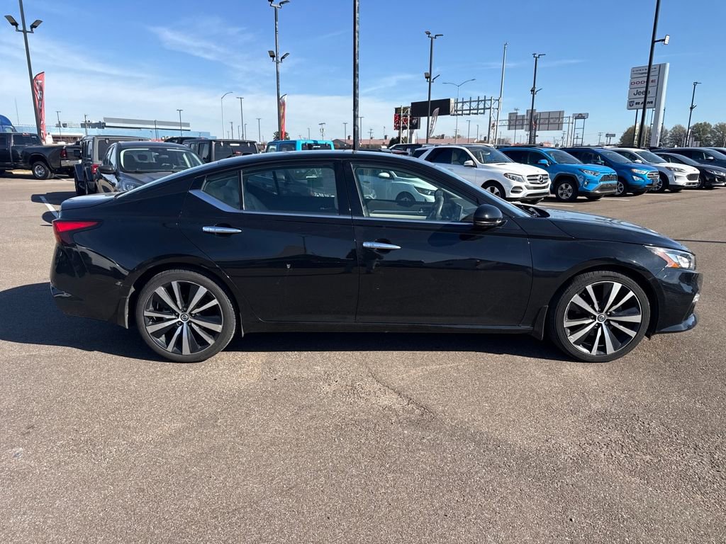 Used 2019 Nissan Altima 2.5 Platinum image 10