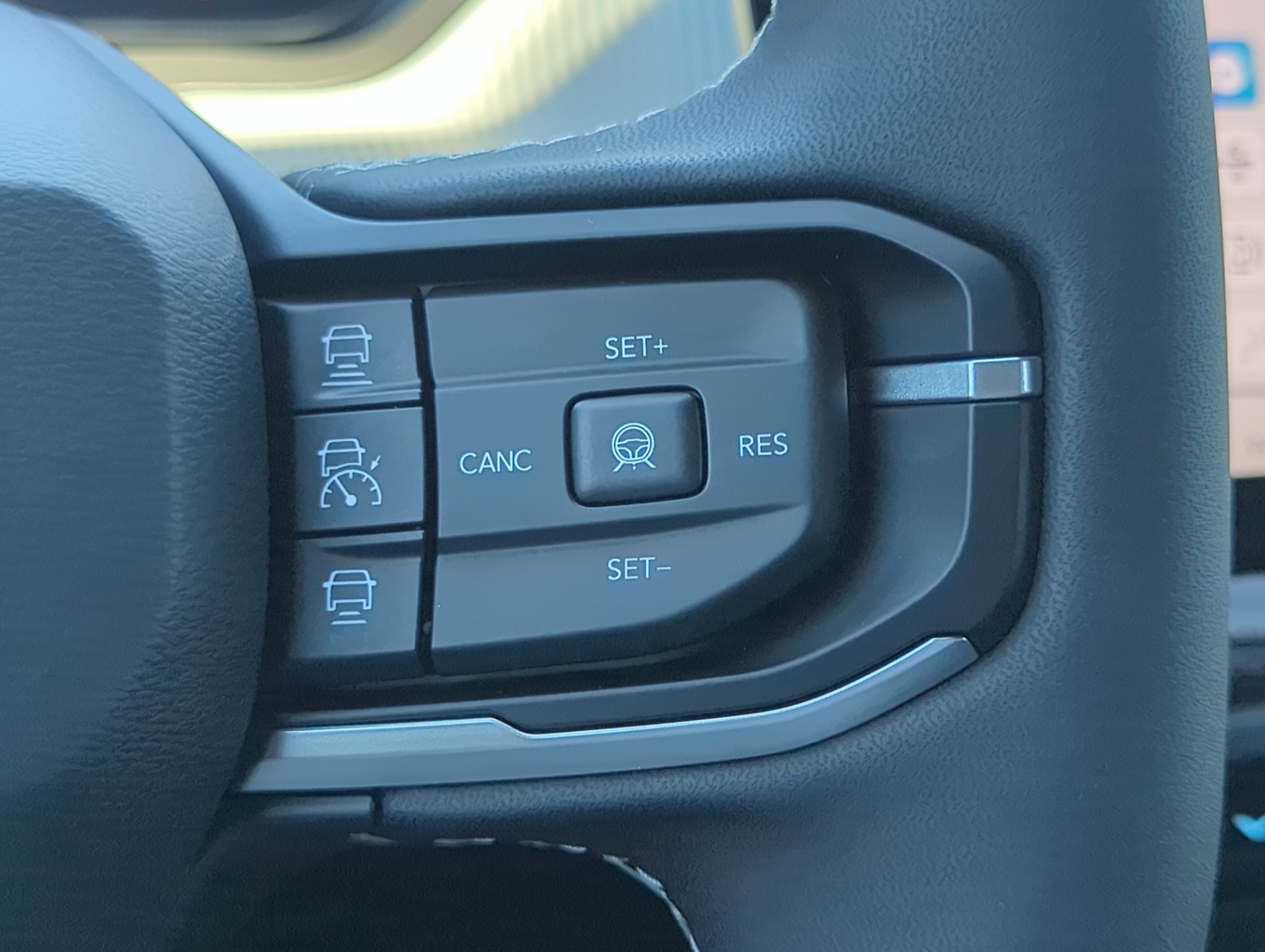 New 2026 Jeep Cherokee Limited AWD/4WD image 23
