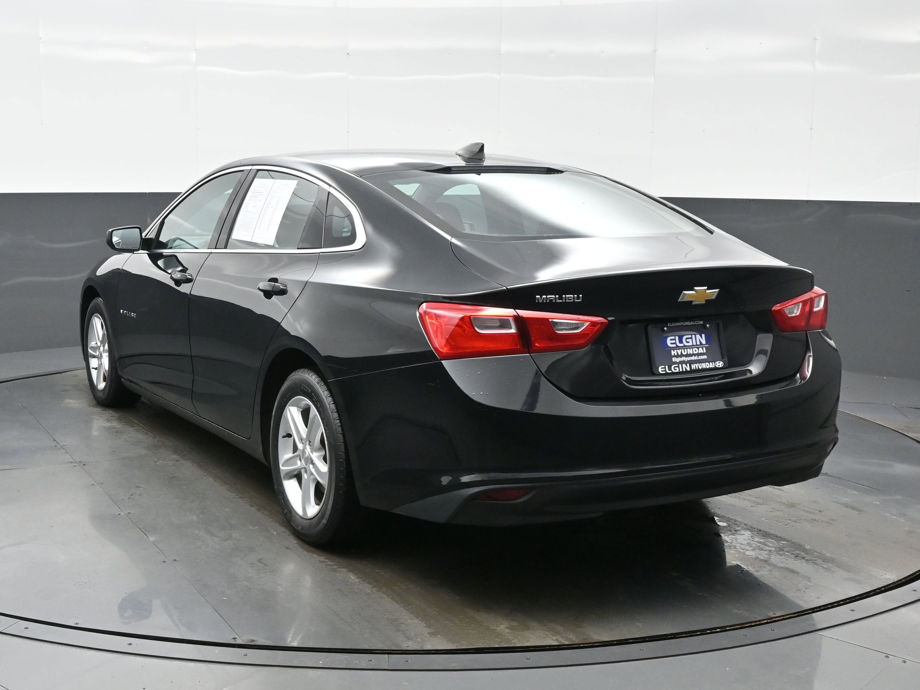 Used 2019 Chevrolet Malibu LS w/ LPO, Convenience Package 1 image 4