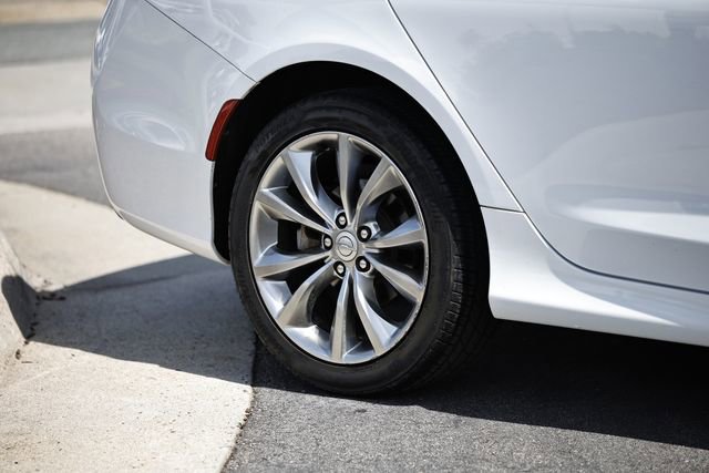 Used 2015 Chrysler 200 S w/ Navigation & Sound Group I image 11
