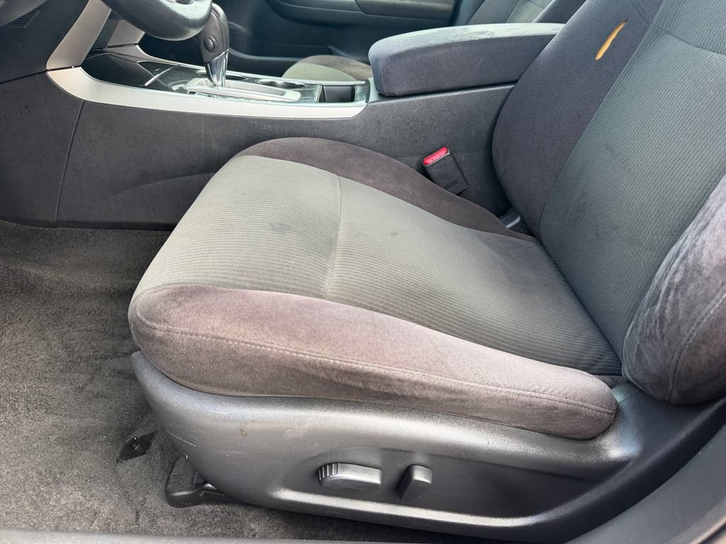 Used 2013 Nissan Altima 2.5 S FWD image 11