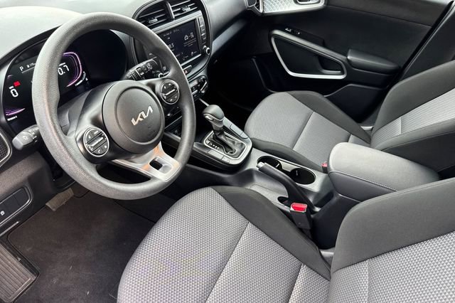 Used 2024 Kia Soul LX w/ Option Group 015 image 10