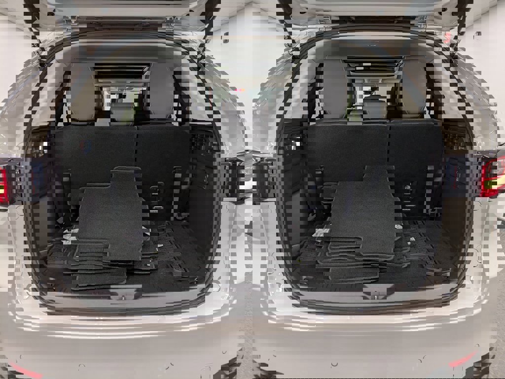 Certified 2025 MAZDA CX-90 3.3 Turbo w/ Premium Sport Pkg image 23