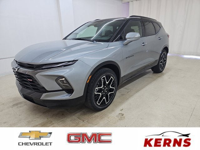 New 2026 Chevrolet Blazer RS w/ Driver Confidence II Package AWD/4WD image 1