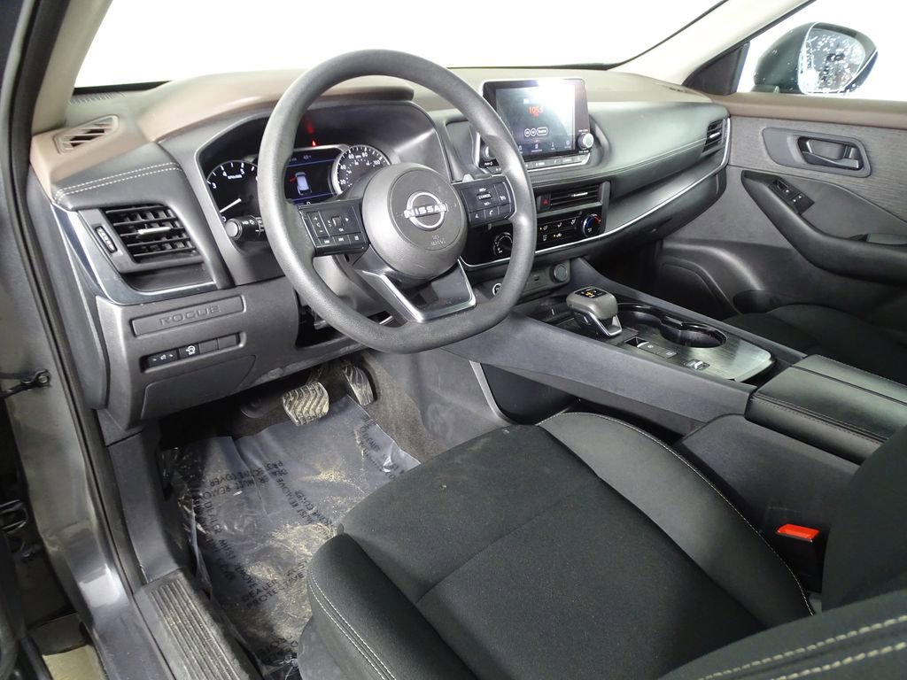 Used 2023 Nissan Rogue S image 20