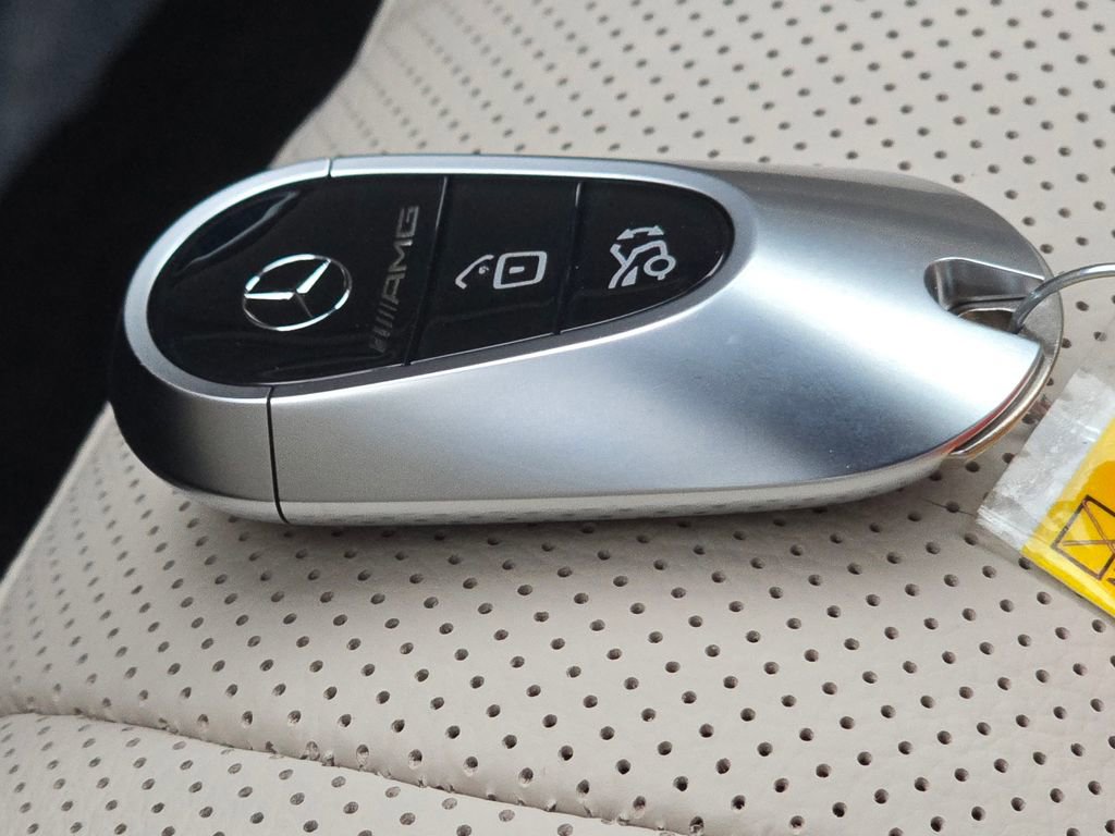 New 2026 Mercedes-Benz CLE 53 AMG 4MATIC Cabriolet image 38