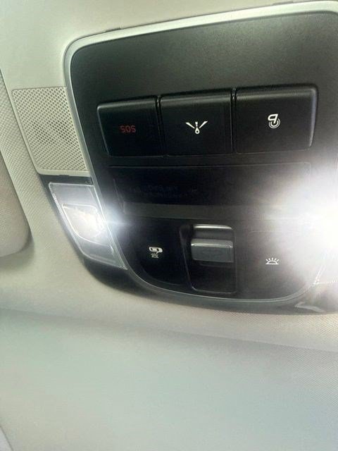 Used 2021 Hyundai Sonata SEL w/ Convenience Package FWD image 12