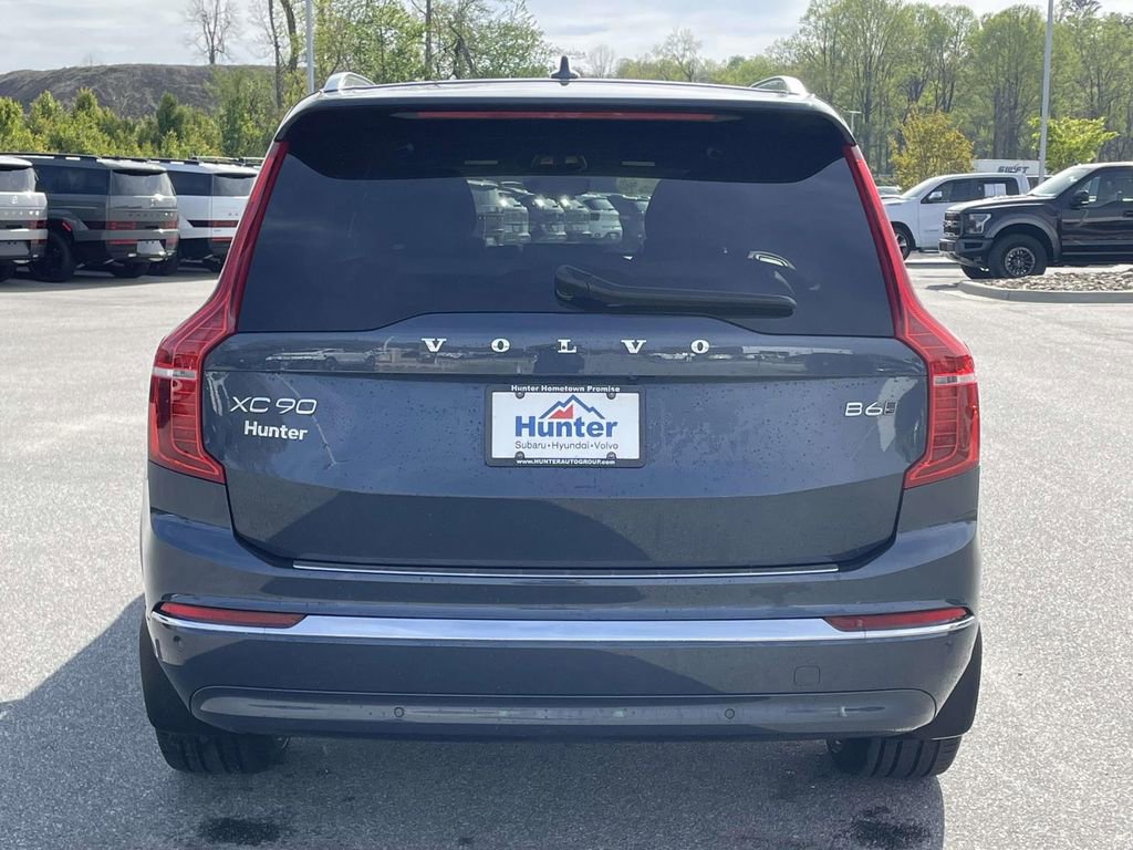Used 2025 Volvo XC90 B6 Ultra w/ Protection Package image 28