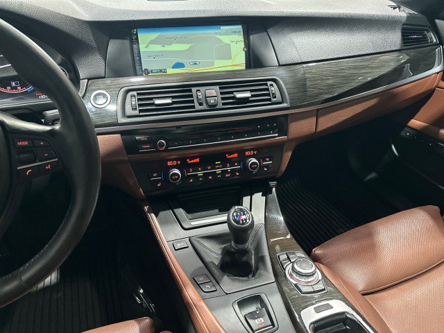 Used 2013 BMW 550i Sedan RWD image 61