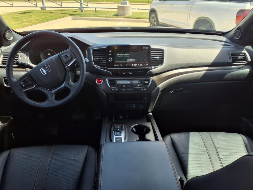 Used 2025 Honda Ridgeline TrailSport image 15