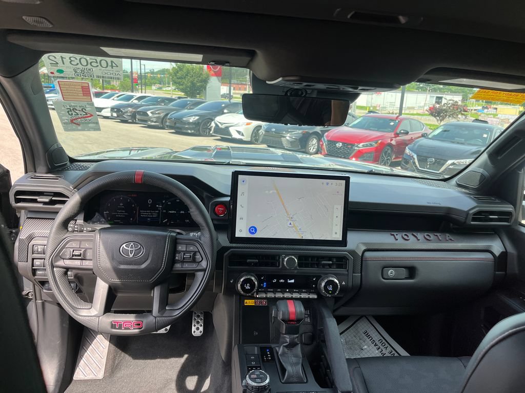 Used 2025 Toyota Tacoma TRD Pro AWD/4WD image 12