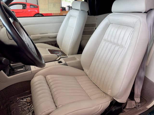 Used 1990 Ford Mustang LX RWD image 10