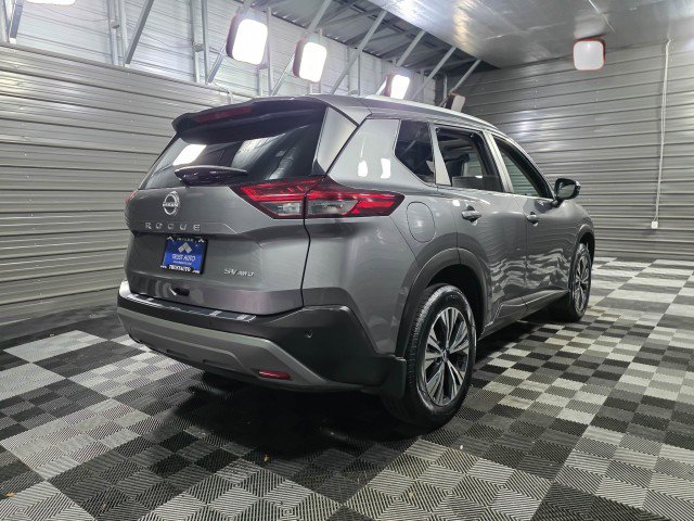 Used 2022 Nissan Rogue SV w/ SV Premium Package image 5