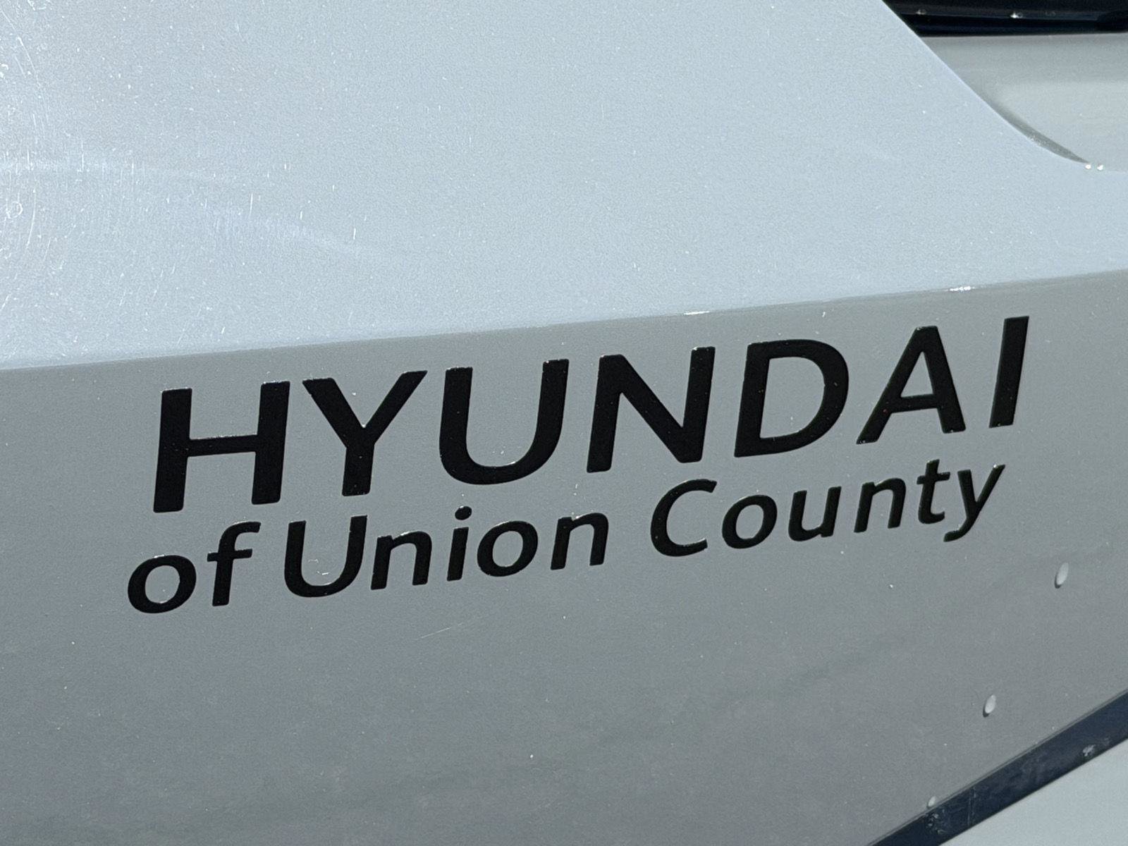 Used 2023 Hyundai Elantra SEL w/ Convenience Package FWD image 26