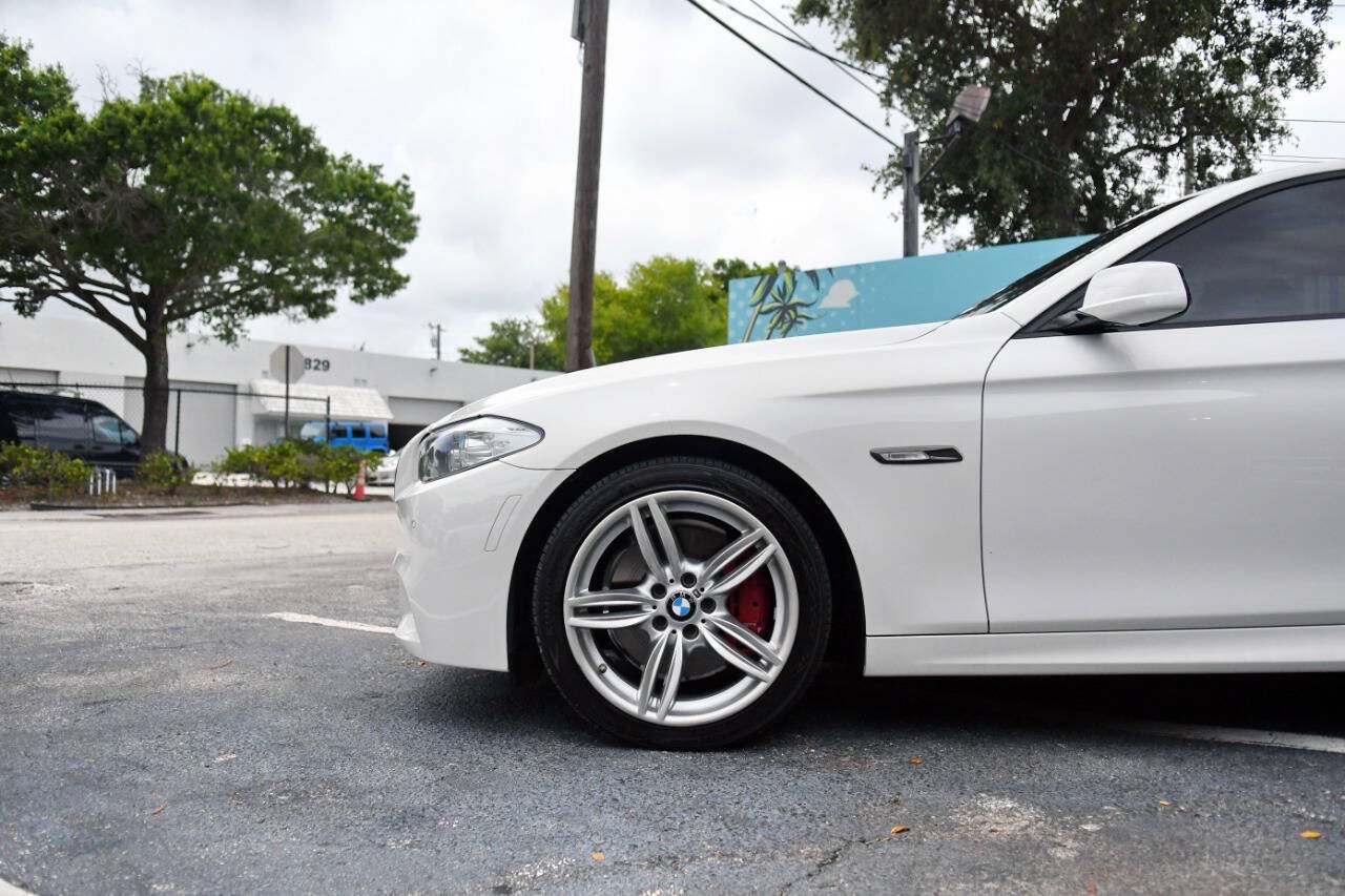 Used 2013 BMW 535i xDrive Sedan AWD/4WD image 5