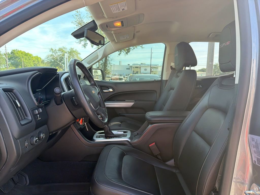 Used 2022 Chevrolet Colorado ZR2 w/ ZR2 Dusk Special Edition image 2