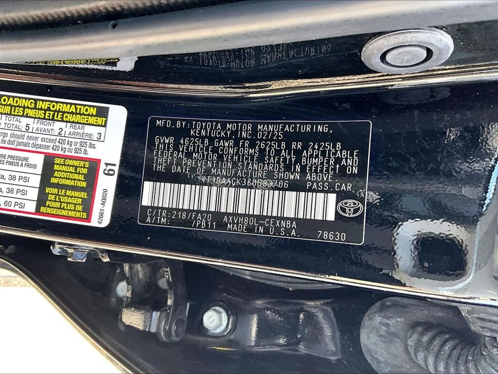 Used 2025 Toyota Camry LE FWD image 36