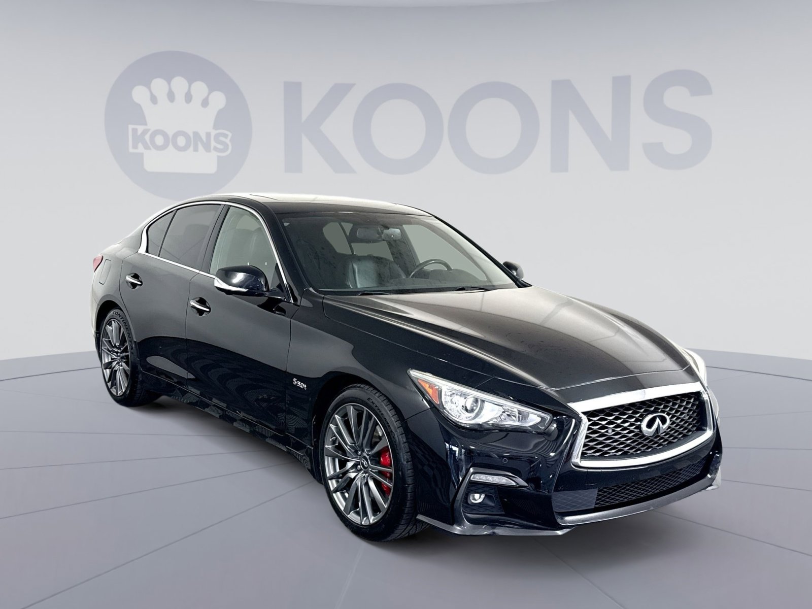 Used 2018 INFINITI Q50 Red Sport 400 w/ Sensory Package (Sport) AWD/4WD image 10