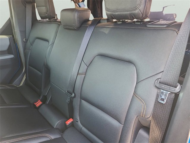 Used 2023 Ford Bronco Badlands image 12