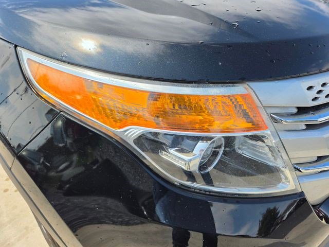 Used 2014 Ford Explorer XLT image 17