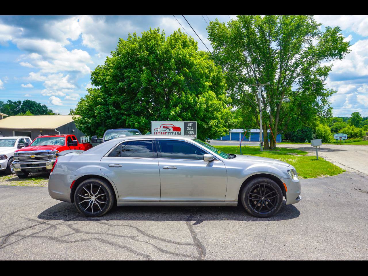 Used 2015 Chrysler 300 Limited w/ 300 Premium Group AWD/4WD image 2