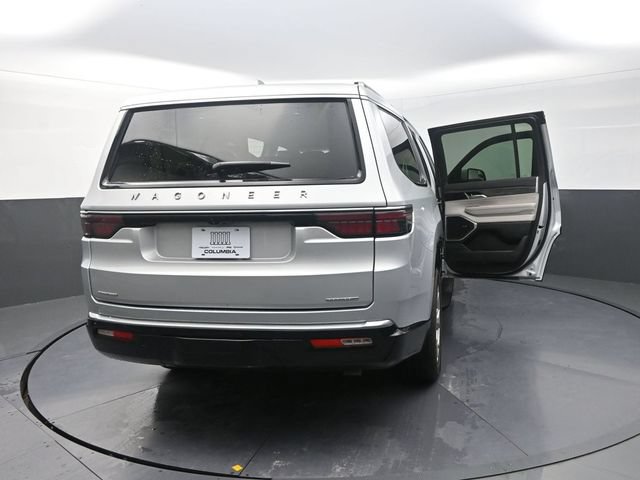 Used 2022 Jeep Wagoneer Series II AWD/4WD image 36