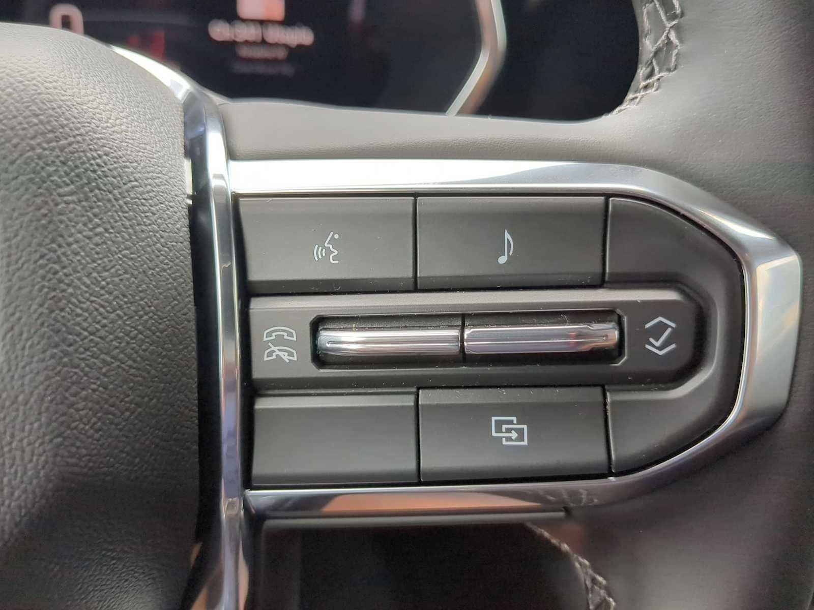 New 2026 GMC Canyon Elevation w/ Convenience Package image 17