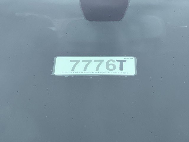 Used 2020 Chevrolet Traverse LS image 33