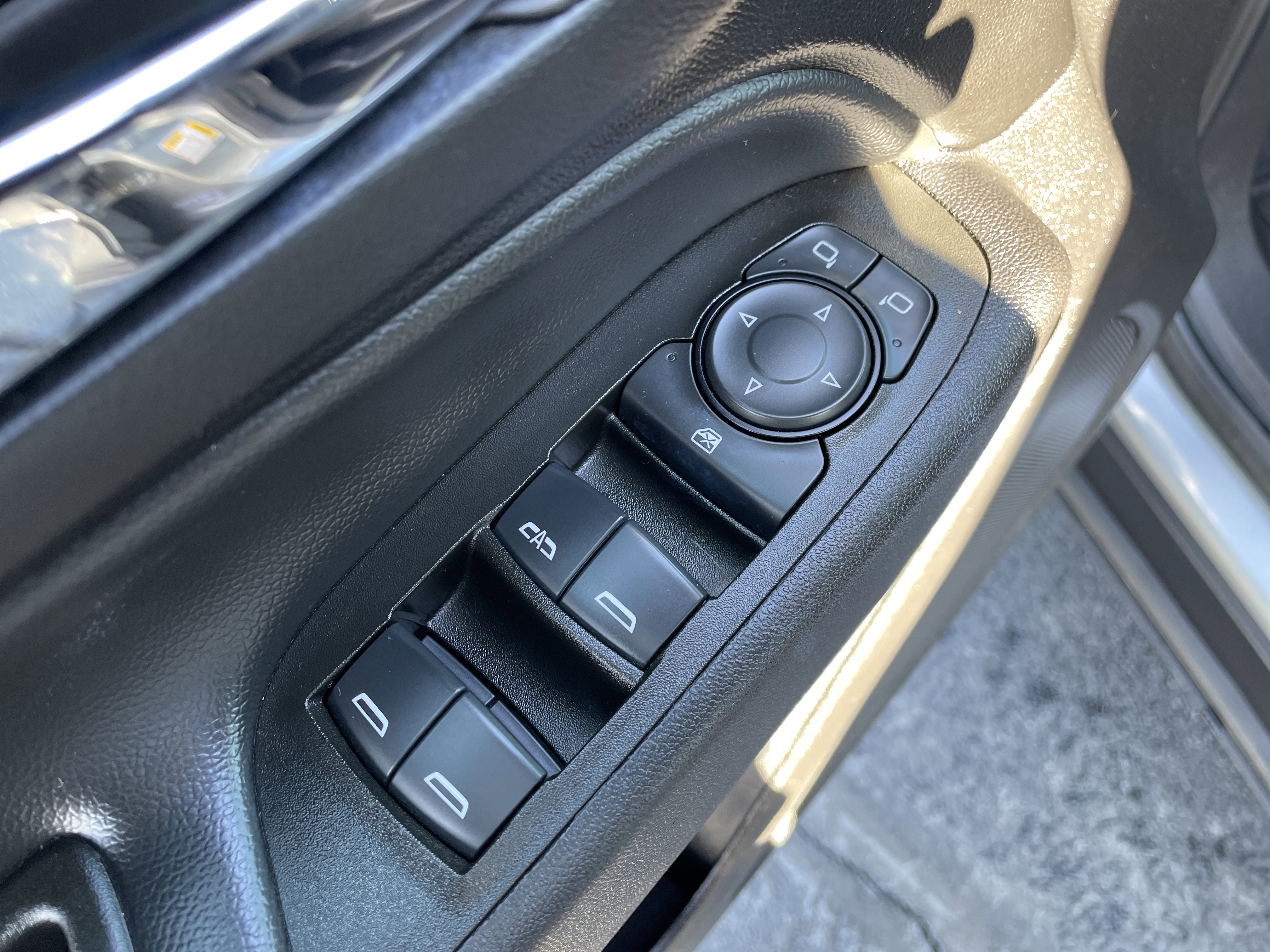 Certified 2024 Chevrolet Equinox LT image 20