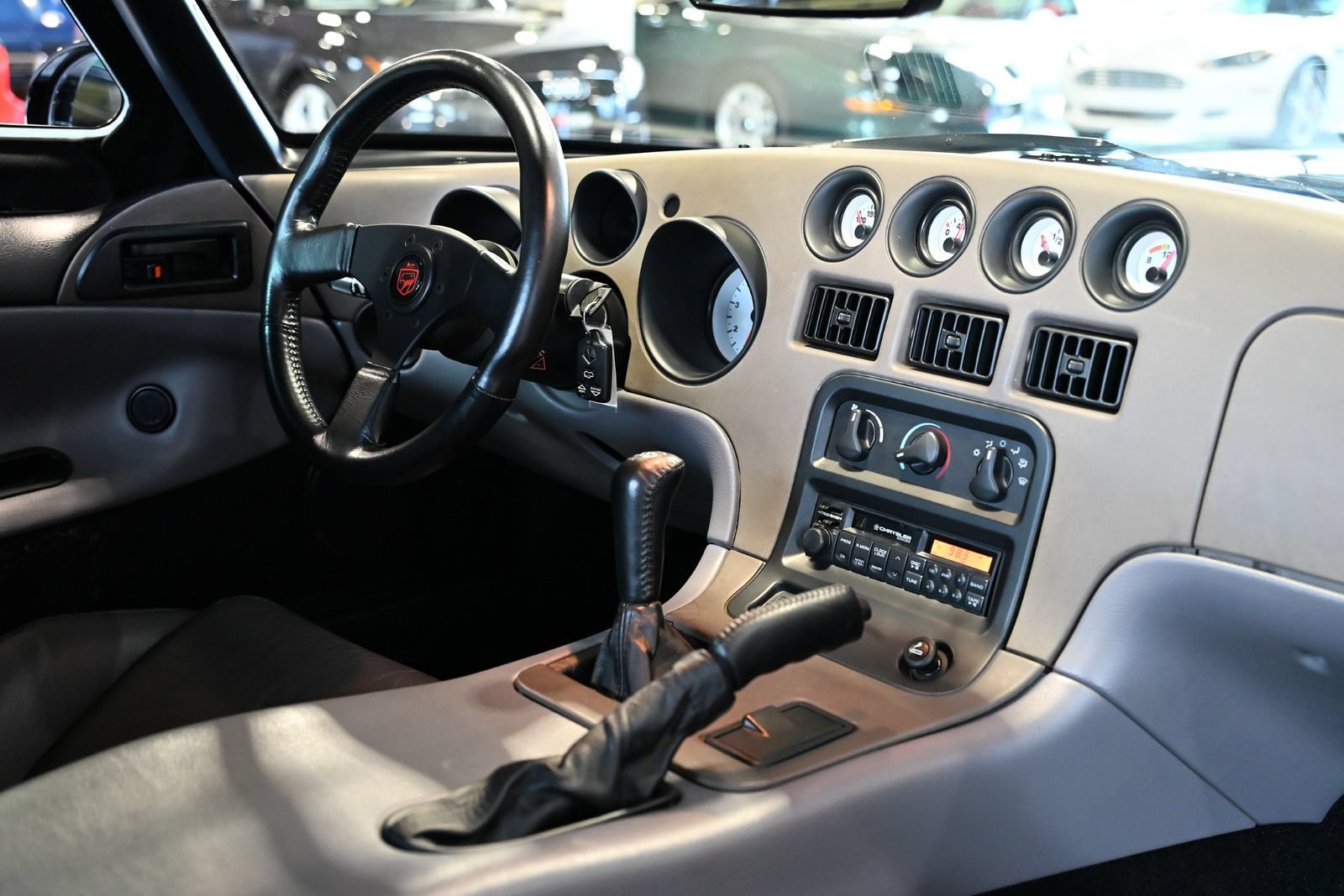 Used 1994 Dodge Viper RT/10 RWD image 7