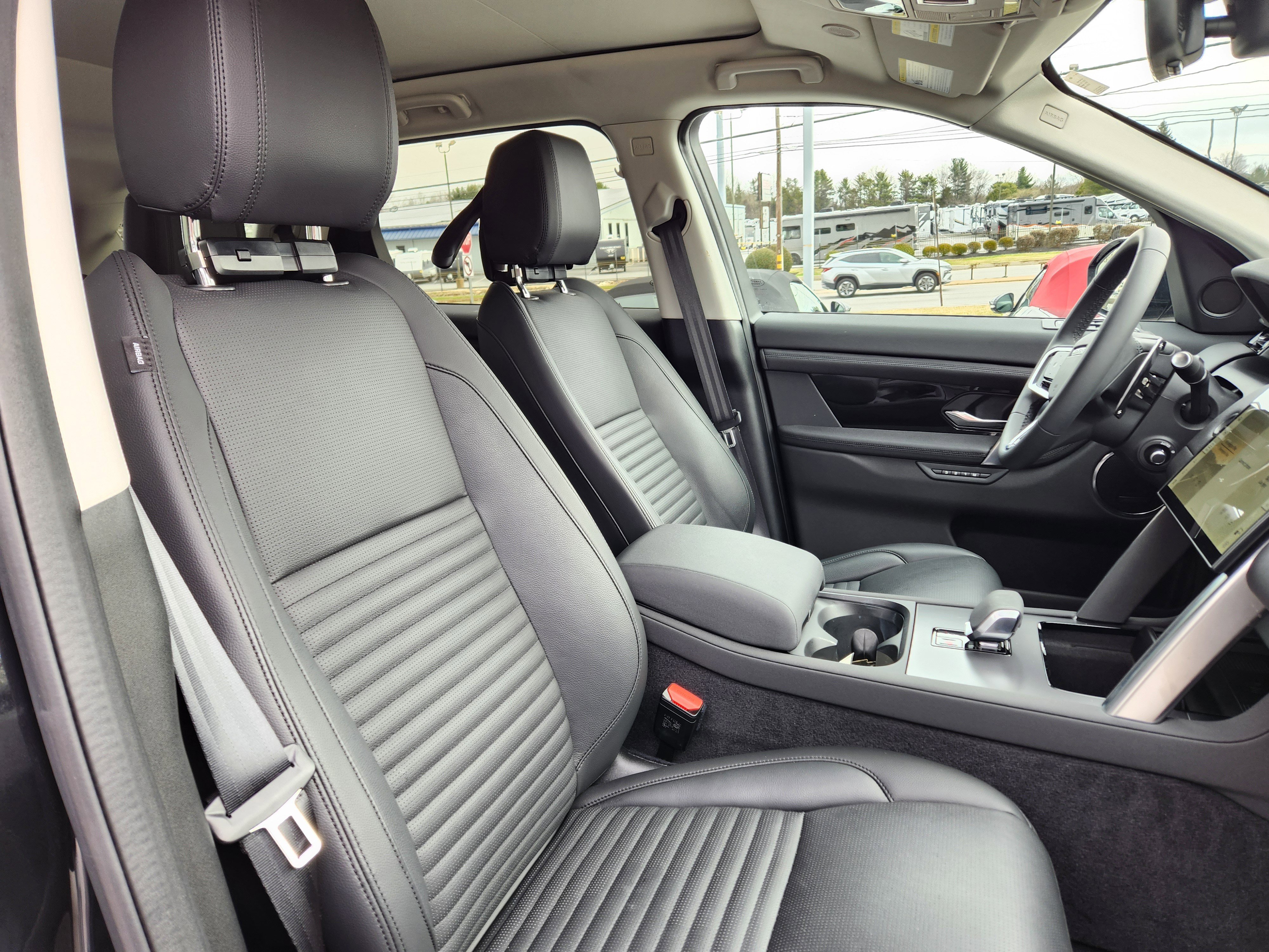 Certified 2025 Land Rover Discovery Sport S image 16