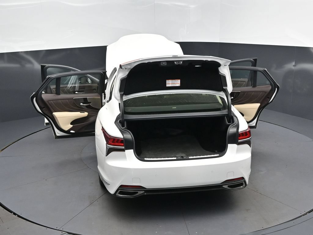Used 2018 Lexus LS 500 w/ Interior Upgrade Package RWD image 48