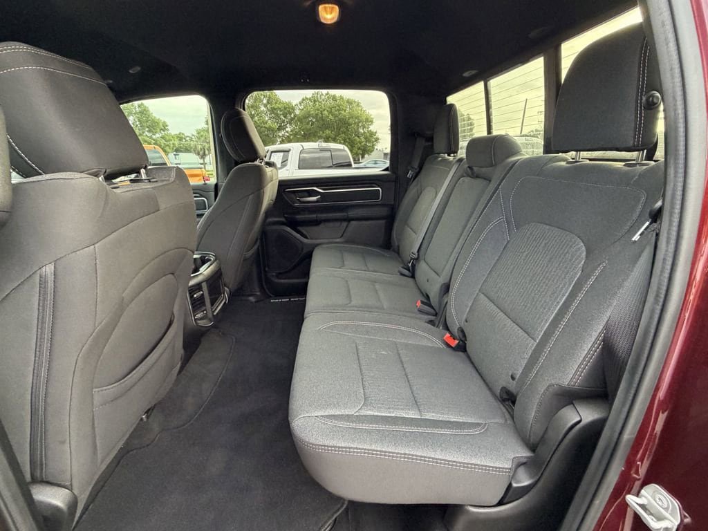 Used 2019 RAM 1500 Big Horn AWD/4WD image 18