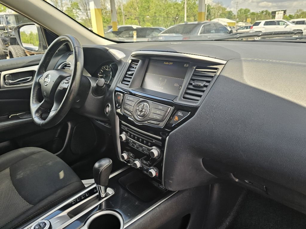 Used 2020 Nissan Pathfinder SV AWD/4WD image 43