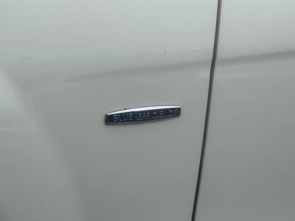 Used 2012 Mercedes-Benz C 250 Coupe image 27