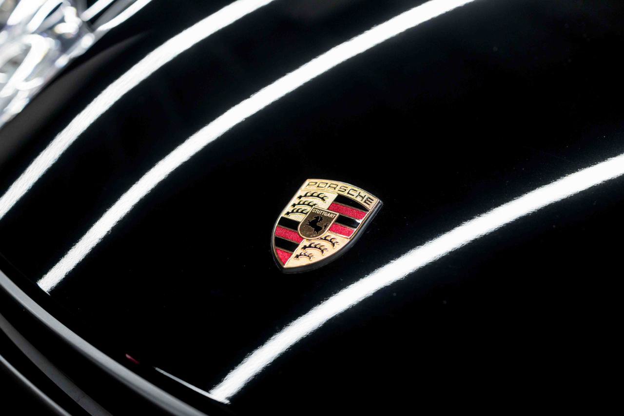 Used 2002 Porsche 911 GT2 RWD image 13