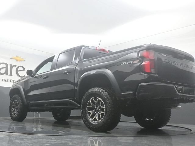 New 2026 Chevrolet Colorado ZR2 w/ Technology Package AWD/4WD image 5