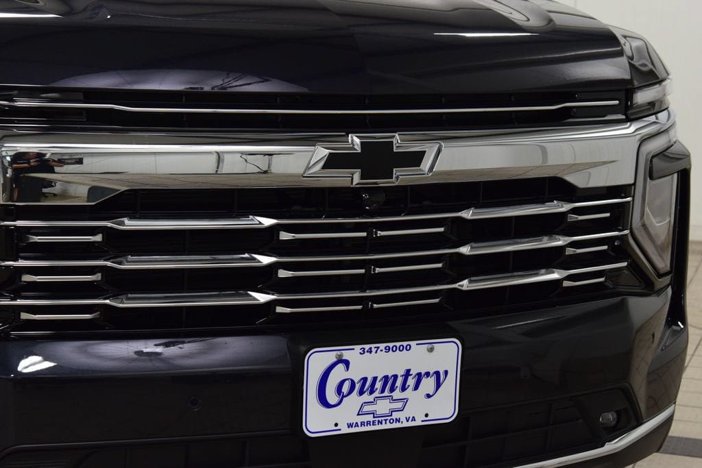 New 2026 Chevrolet Suburban Premier AWD/4WD image 11