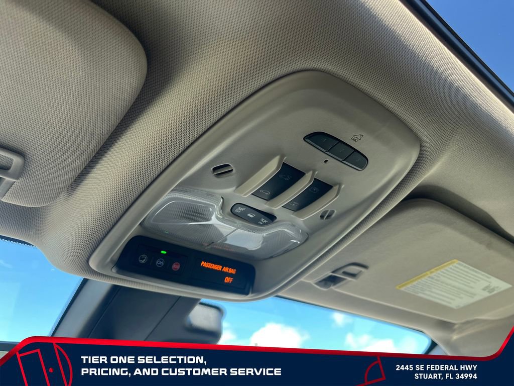 Used 2024 Buick Encore GX Avenir w/ Avenir Technology Package FWD image 34