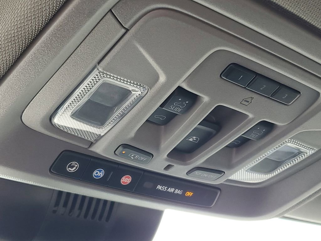 Certified 2024 GMC Sierra 3500 Denali w/ Denali Reserve Package image 25