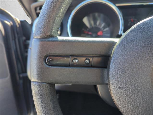 Used 2007 Ford Mustang Deluxe image 18