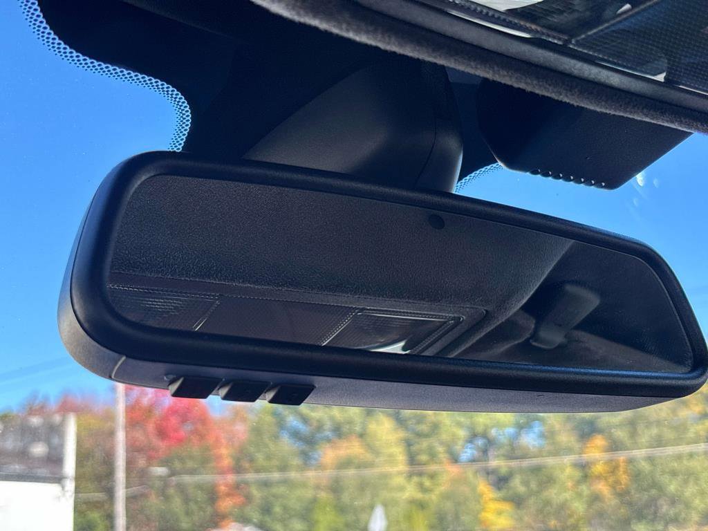 Used 2013 Jaguar XJ 4dr Sdn RWD RWD image 24