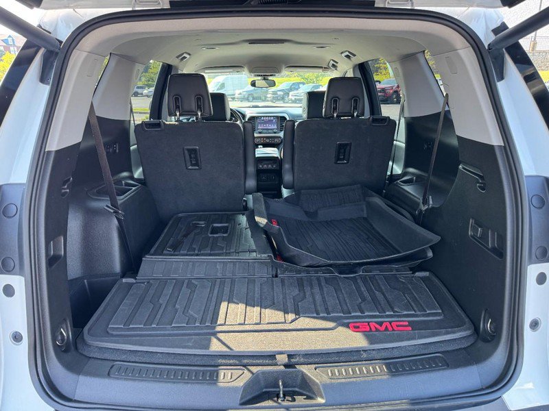 Used 2019 GMC Acadia SLT w/ LPO, Floor Liner Package AWD/4WD image 6
