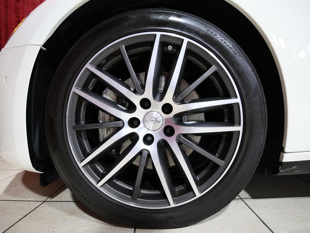 Used 2018 Maserati Ghibli RWD image 7